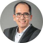 Dr. Ismael Piedra, conductora de La Voz de tu Salud, Tec Sounds Radio.